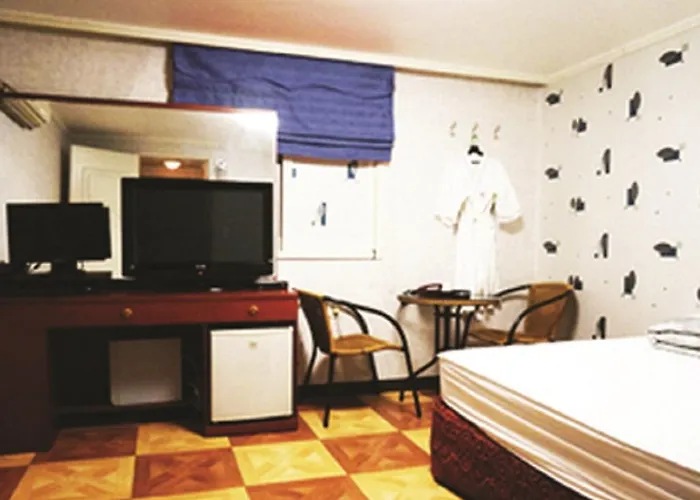 J Gwangalli Motel *